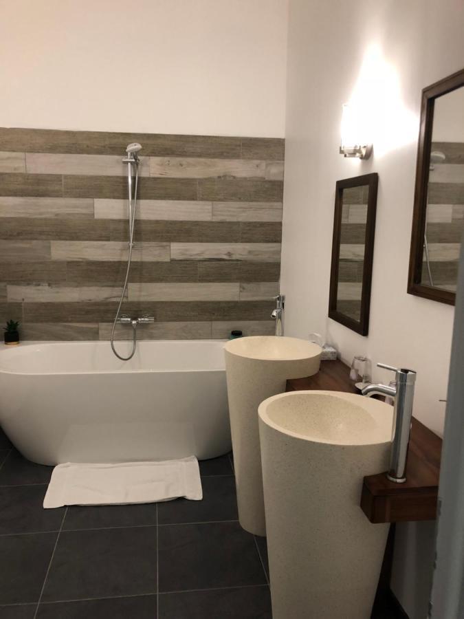 Le Nid De L'Ain Bed & Breakfast Varambon Luaran gambar