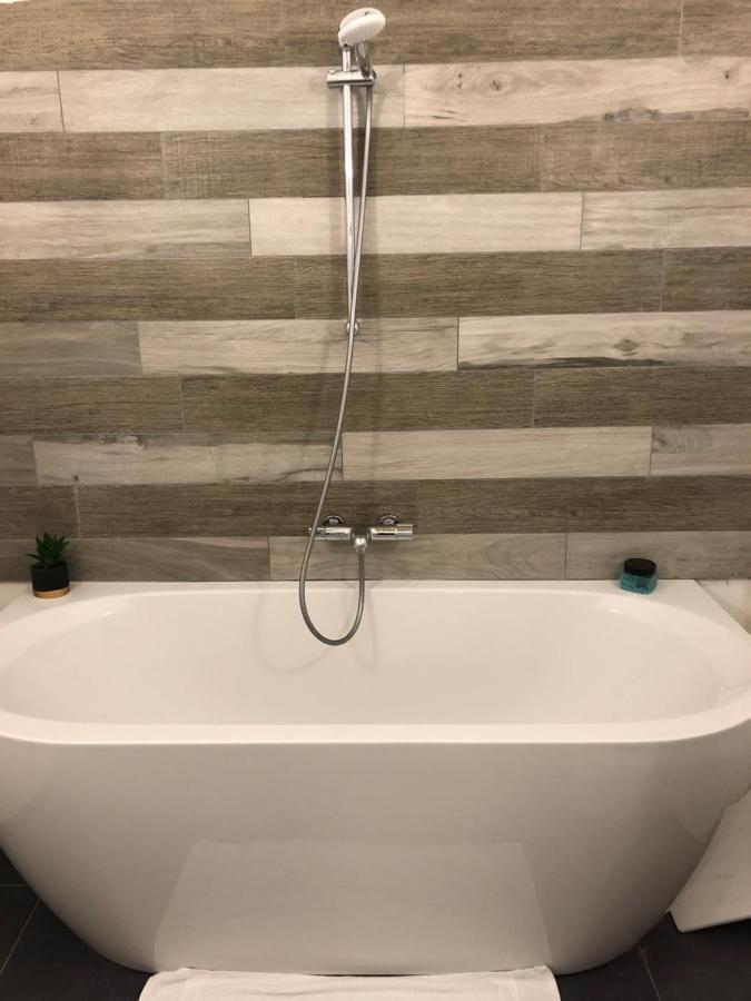 Le Nid De L'Ain Bed & Breakfast Varambon Luaran gambar